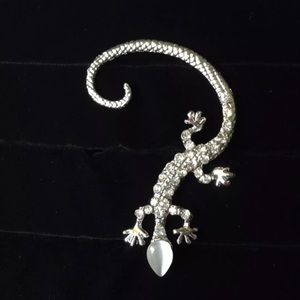 New Czech Crystal Cat eye Earring Gecko Lizard
